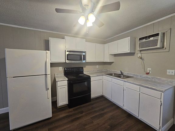 4th image of 506 Lake Dr #G-506la1
