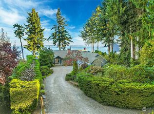 10666 NE Manitou Park Blvd, Bainbridge Island, WA