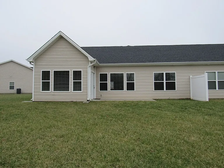 172 Shirley Blvd — Photo 16
