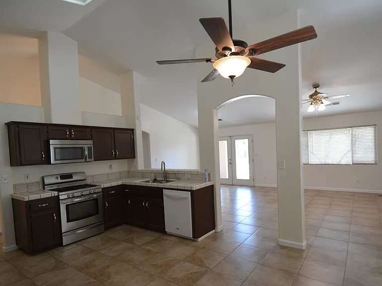 10802 Anacostia Way — Photo 5