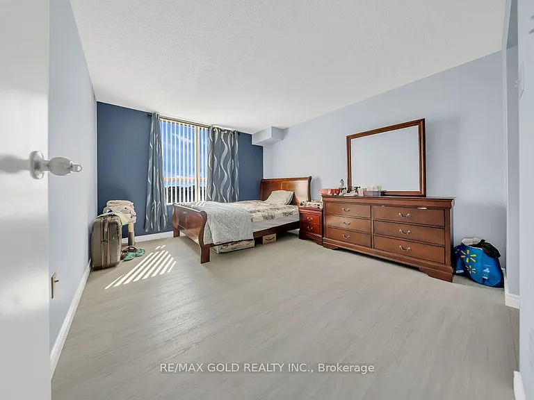 30 Blue Springs Dr #611 — Photo 26