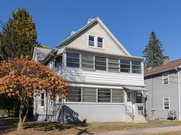 29 8th Street, Derby, CT 06418