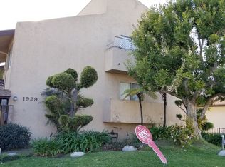 1929 S Barrington Ave #F, Los Angeles, CA 90025
