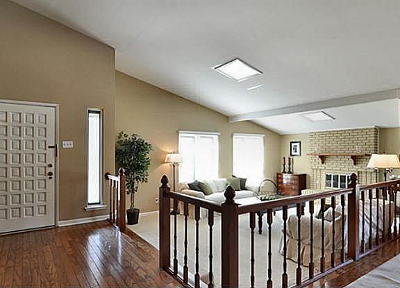 2nd image of 6615 Orangewood Dr
