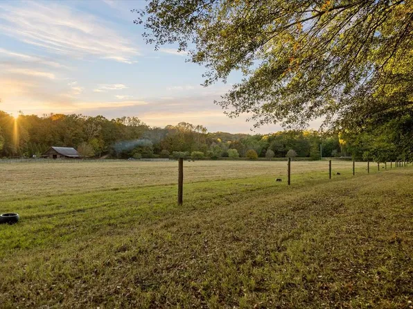 3052 Damascus Rd, Baldwin, GA 30511