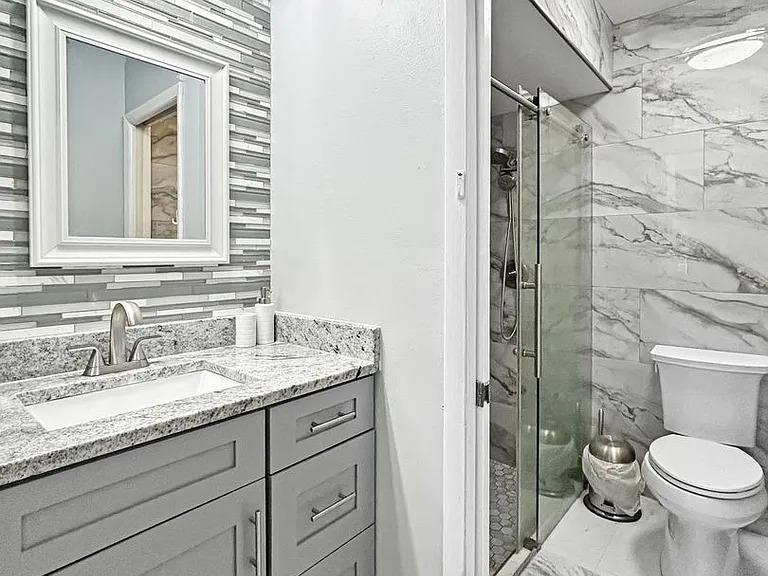 2140 Corbin Pl #F — Photo 15