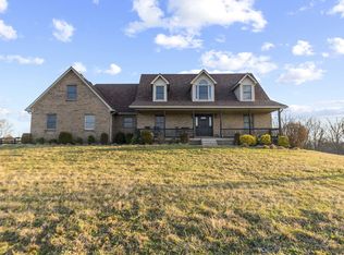 5862 Cedarcreek Ln, Lexington, KY 40515