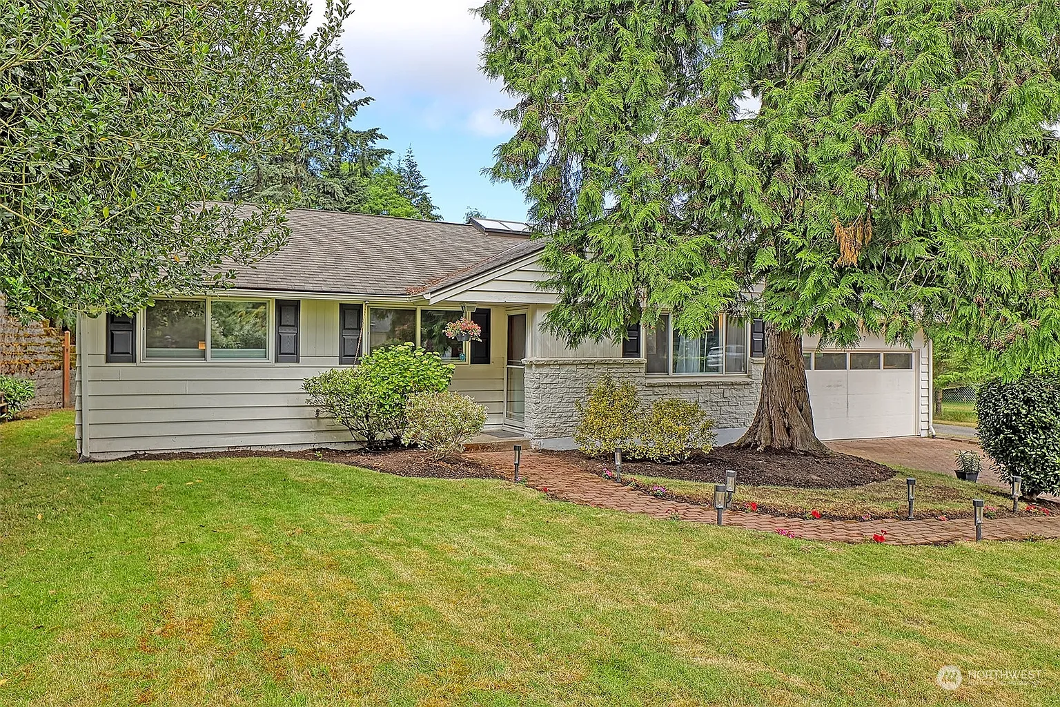 12247 12th Avenue S photo 1