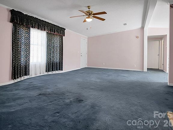 4th image of 620 Anthony Grove Rd