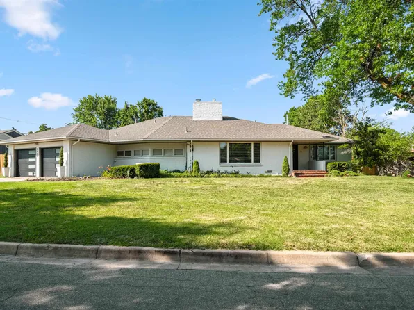 5401 E Polo Dr, Wichita, KS 67208