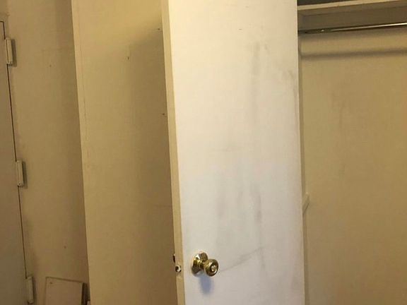 3rd image of 324 1/2 E 8th St #2C2