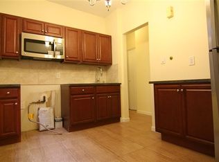 360 Graham Ave, Brooklyn, NY 11211