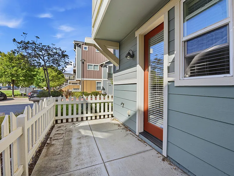 40955 Olmstead Ter — Photo 38
