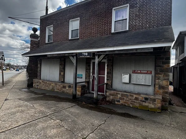 790 Carlisle Ave APT 3, York, PA 17404