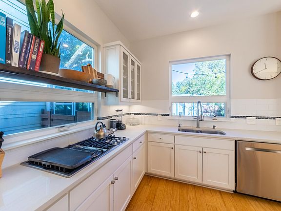 4th image of 2312 Shoalmont Dr