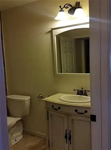 915 Decatur St #F — Photo 21