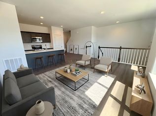 59 N Conifer Dr, Elizabethtown, PA 17022