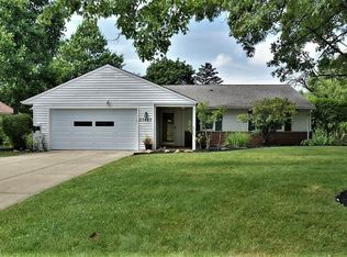 23465 Letchworth Rd, Beachwood, OH 44122