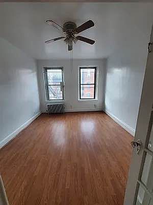 3rd image of 606 E 11th St #3A