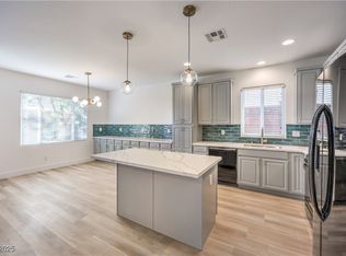 10641 Jamestown Square Ave, Las Vegas, NV 89166