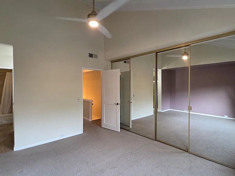 878 Woodside Ln E #2 — Photo 30