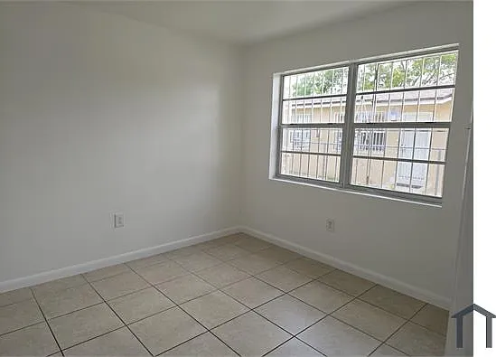 2 bed, $2,100 — Photo 2