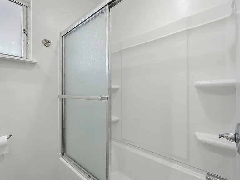 1835 Sandalwood Dr — Photo 23