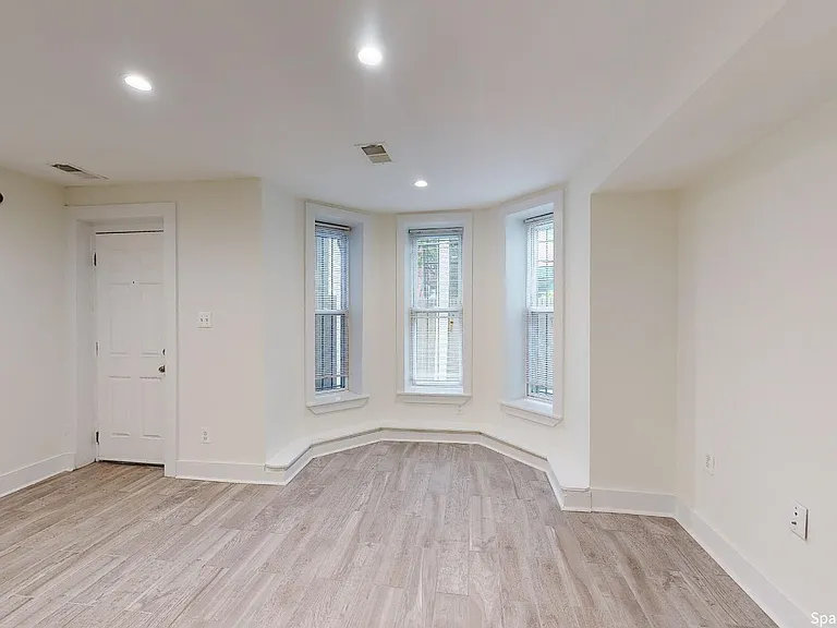 1452 Fairmont St NW #BASEMENT — Photo 9