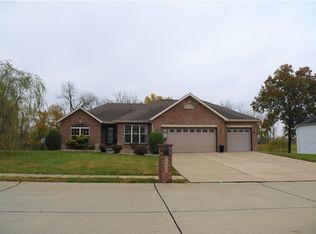 8925 Wendell Creek Dr, Saint Jacob, IL 62281