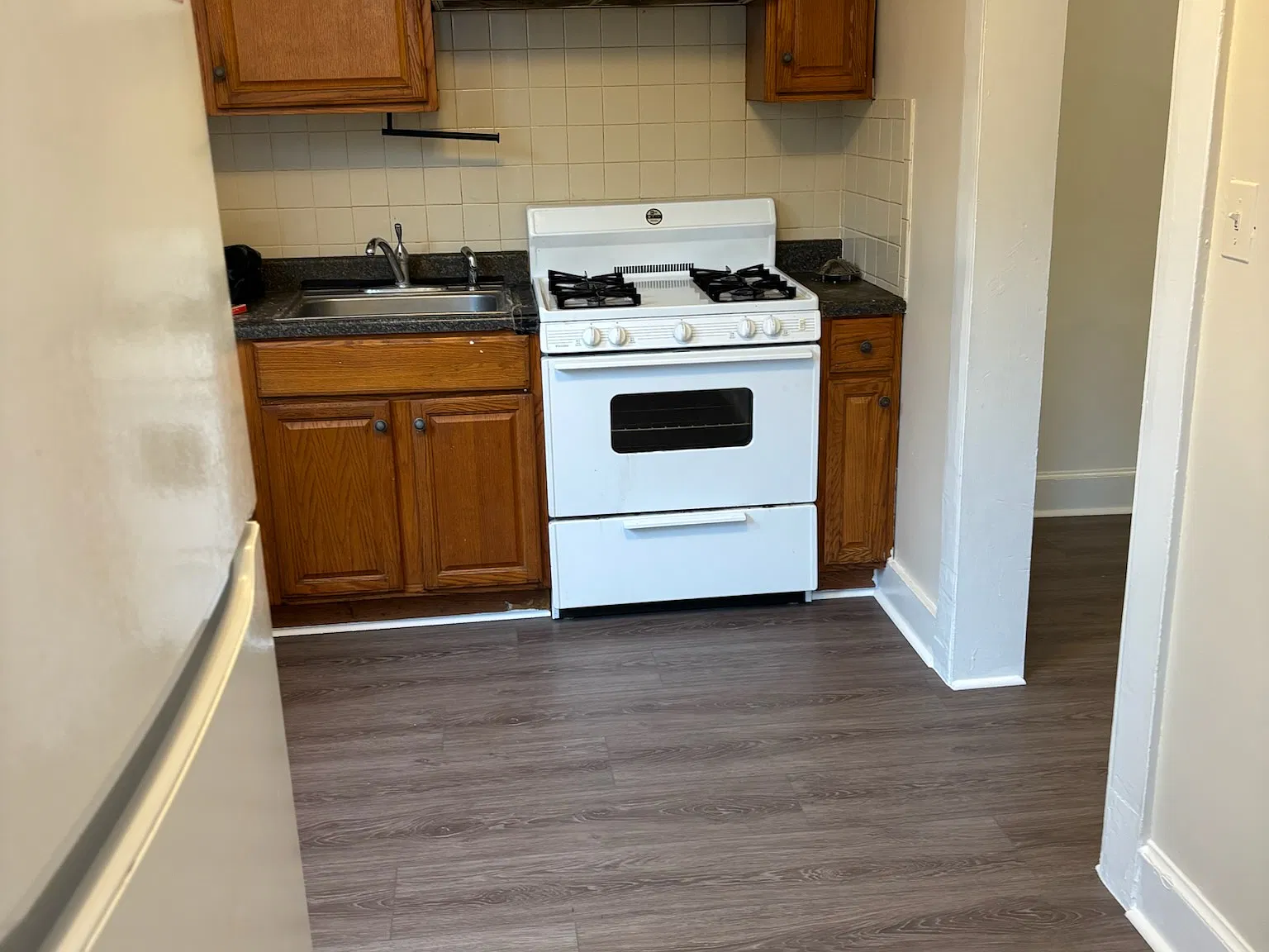 2 bed, 550 sqft, $2,850 — Photo 3