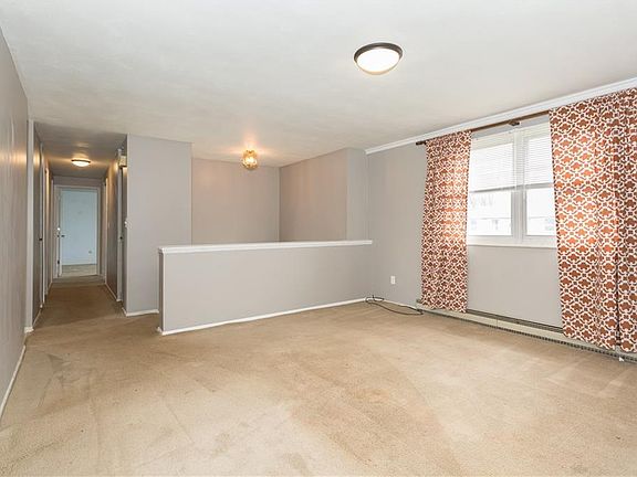 3rd image of 4299 Amblewood Ln