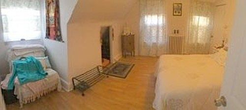 2nd image of 28 47th St APT 3