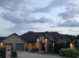 3608 Sir Travis Cir, Jefferson City, MO 65101