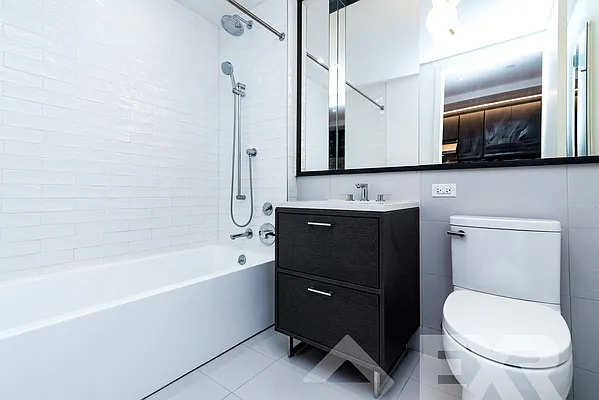 Rented by EXR | media 5