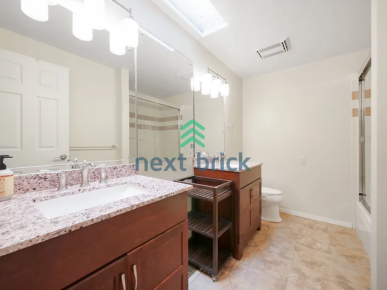 14469 NE 12th Pl — Photo 30
