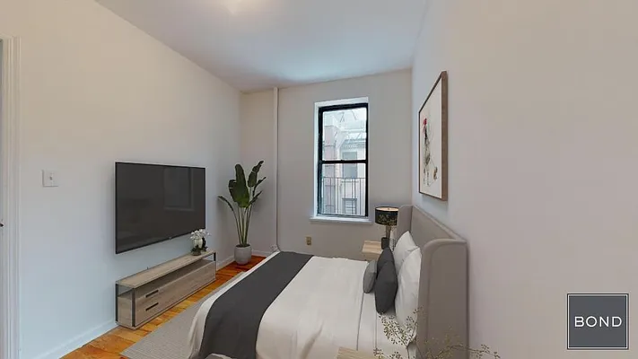 Rented by Bond New York | media 10