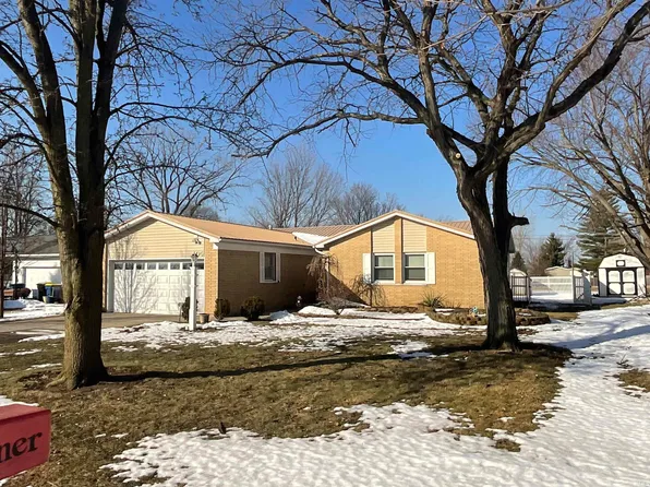 405 Morton Ln, Ossian, IN 46777