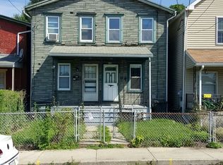 239 Valley Rd, Coatesville, PA 19320