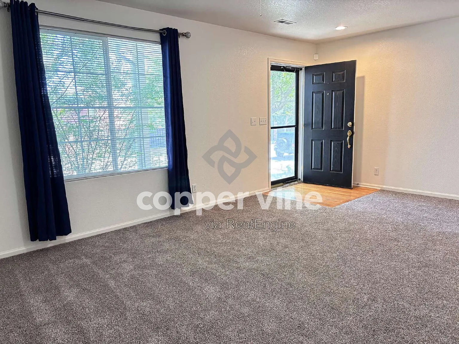 3 bed, 2.0 bath, 1480 sqft, $2,430 — Photo 4