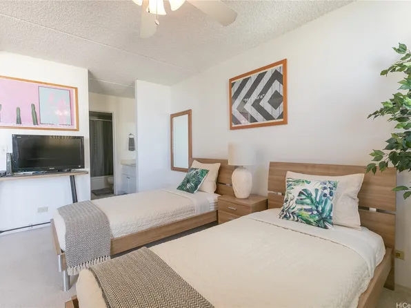 2240 Kuhio Ave APT 1410, Honolulu, HI 96815