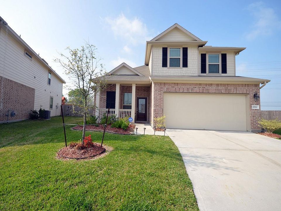 1st image of 2862 Donellan Dr