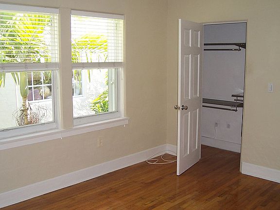 3rd image of 1236 Drexel Ave APT 4
