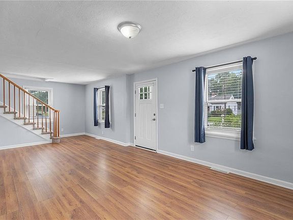 5th image of 22 Byers Avenue