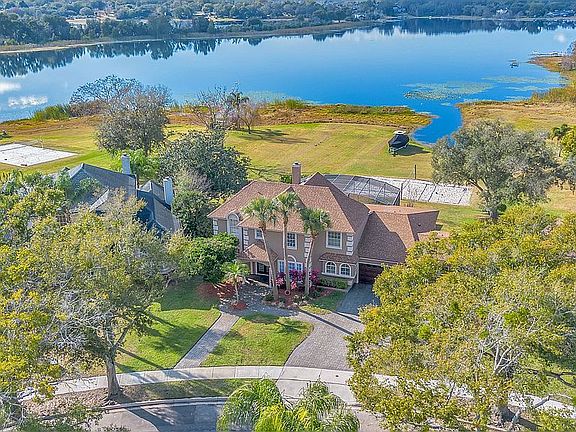 2nd image of 6557 Fairway Hill Ct