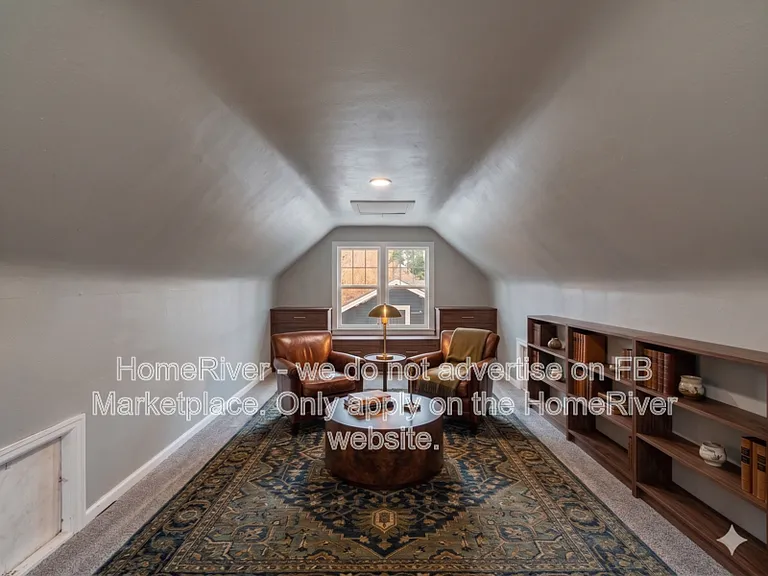 3448 Hillside Ave — Photo 3