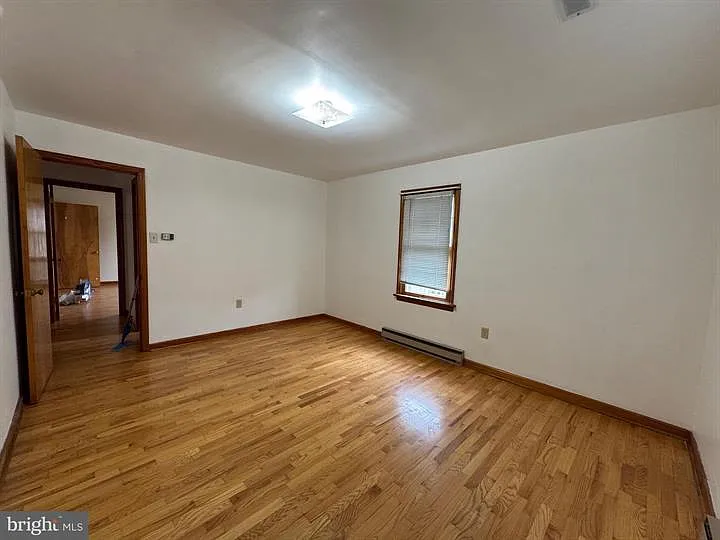 1123 Shepherdstown Rd — Photo 19
