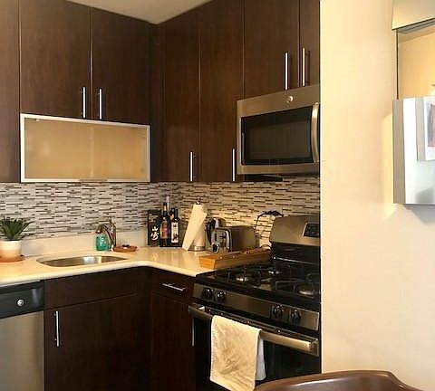 3rd image of 300 Mercer St APT 16O