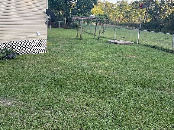4th image of 9049 Yazoo St