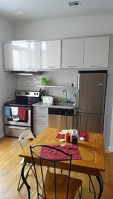 Rented by Duscany Financial Group | media 9