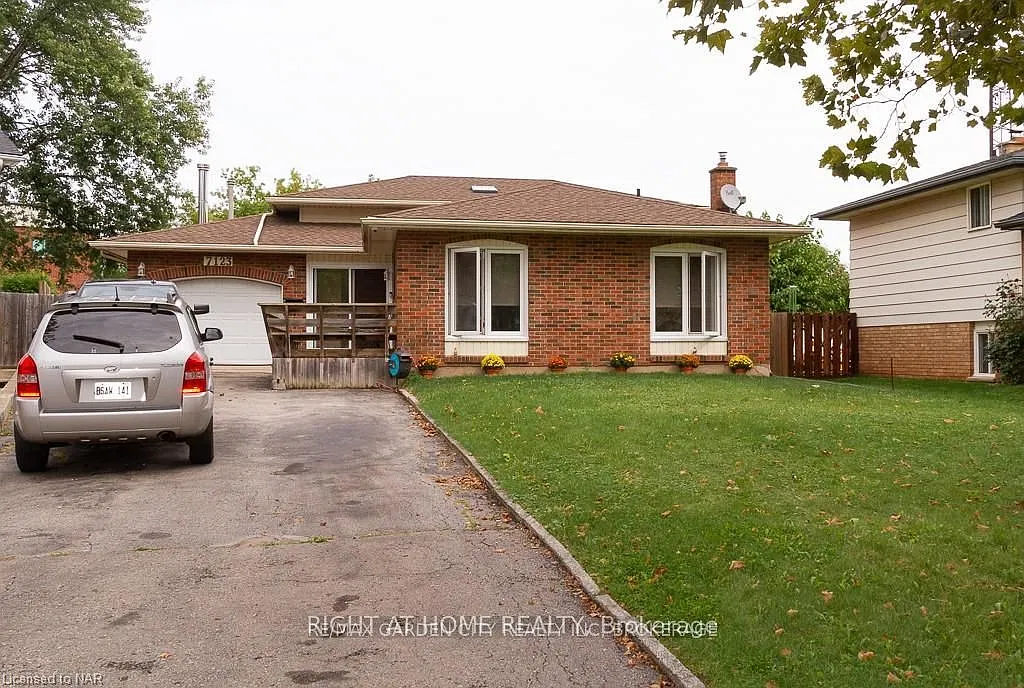 4 bed, $3,500 — Photo 1